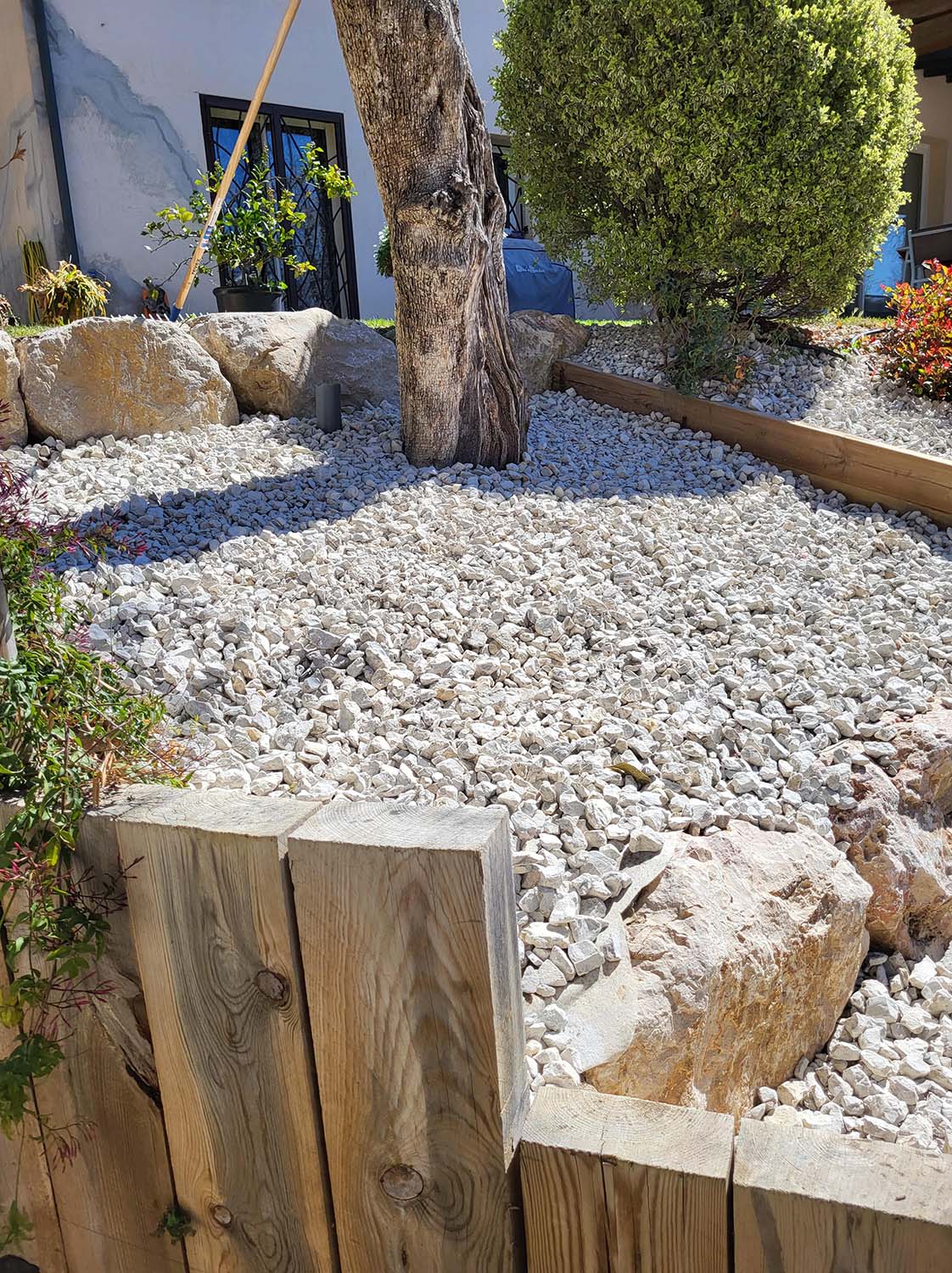 paysagiste nice-creation de jardin saint laurent du var-entretien de jardin cagnes sur mer-elagage saint jean cap ferrat-debroussaillage cannes-petit maconnerie roquebrune cap martin-jardinier paysagiste antibes