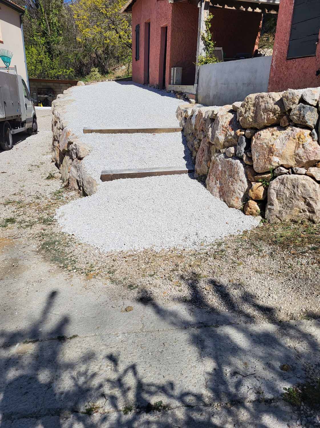 paysagiste nice-creation de jardin saint laurent du var-entretien de jardin cagnes sur mer-elagage saint jean cap ferrat-debroussaillage cannes-petit maconnerie roquebrune cap martin-jardinier paysagiste antibes