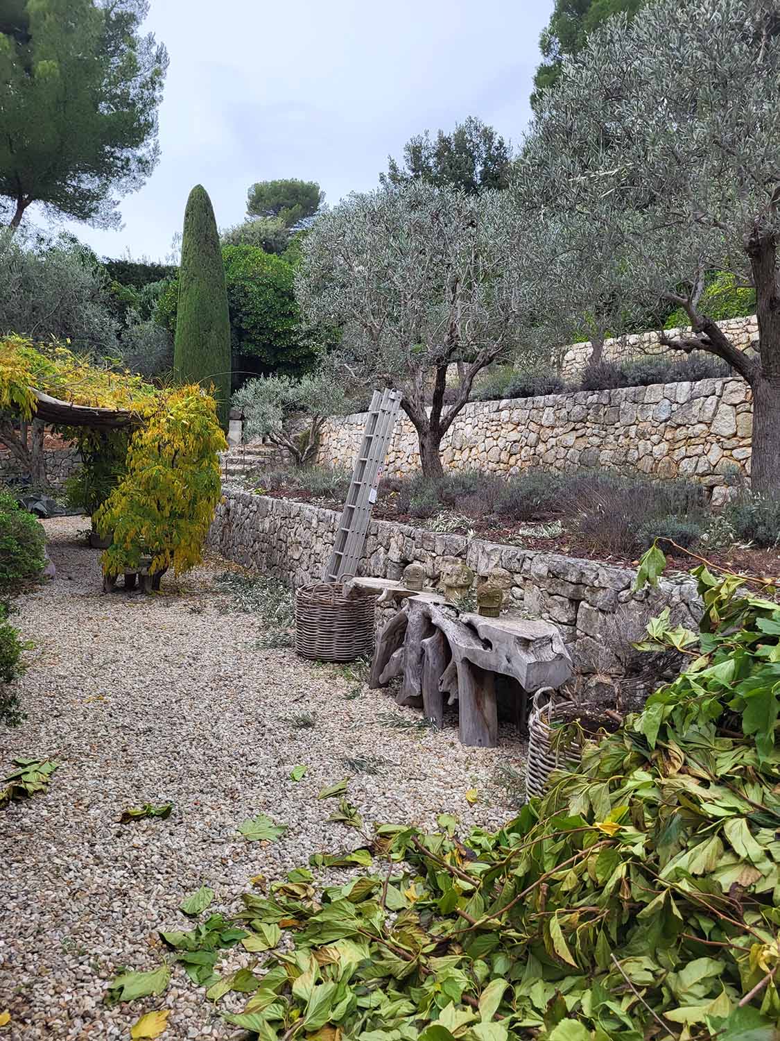 paysagiste nice-creation de jardin saint laurent du var-entretien de jardin cagnes sur mer-elagage saint jean cap ferrat-debroussaillage cannes-petit maconnerie roquebrune cap martin-jardinier paysagiste antibes